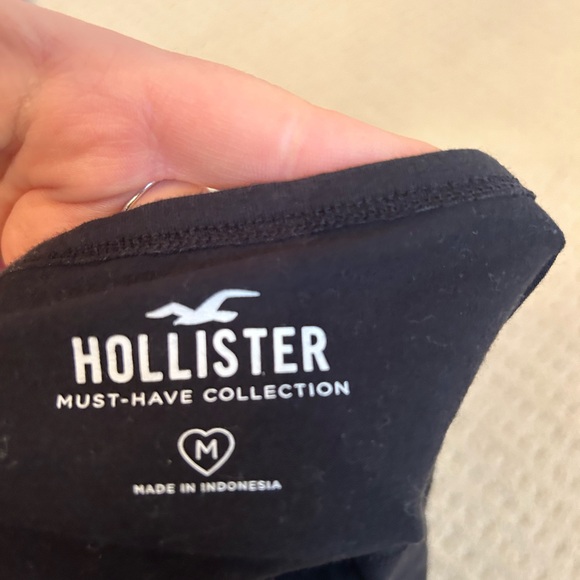 Hollister Halter Tank Top - Picture 3 of 3
